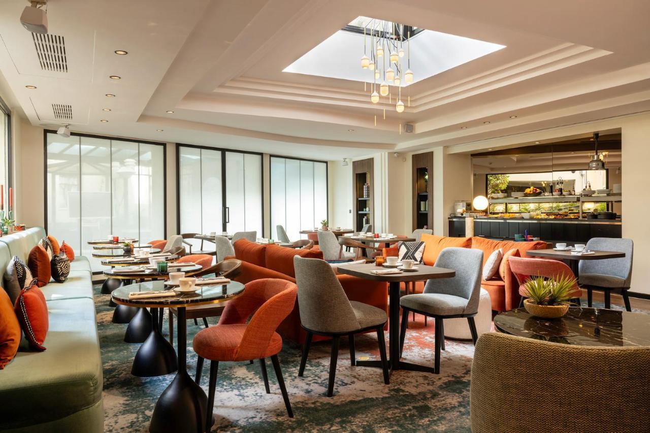 La Maillot Hotel